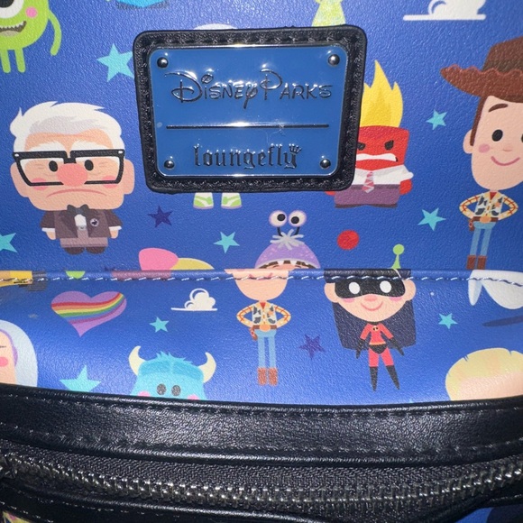 DisneyParks Lounge Fly - Picture 3 of 4